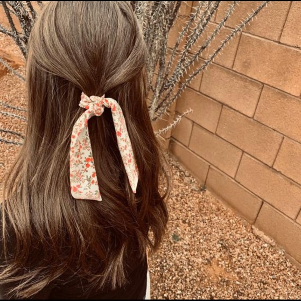 the HANNAH style 21” handmade hair scarf